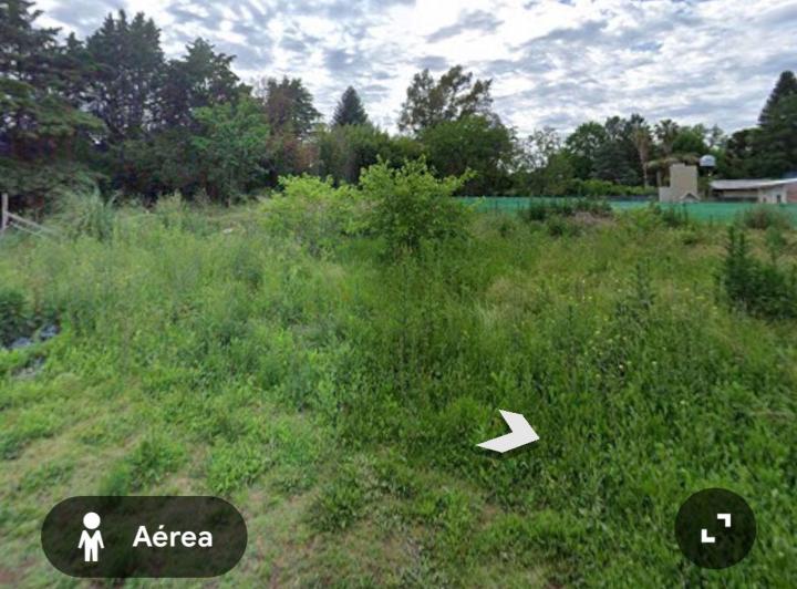 Terreno · 303m²