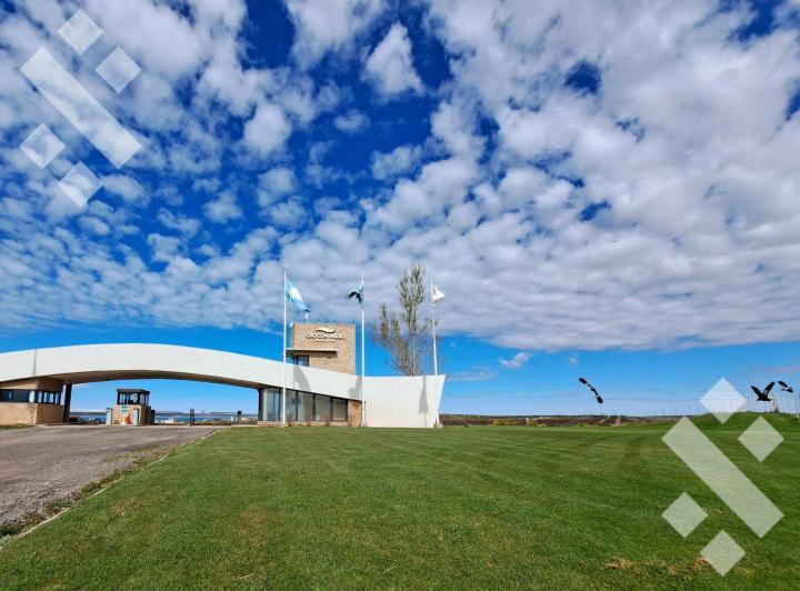 Terreno · 604m²
