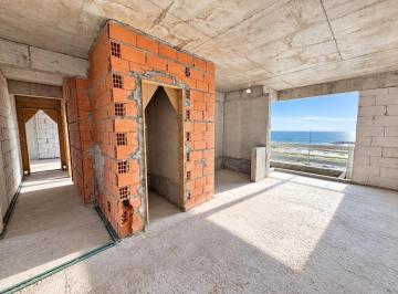 Departamento · 76m² · 3 Ambientes · 3 Ambientes Premuim | Frente | Piso 1c | Balcon Corrido | Cochera Descubierta | Edificio Maui