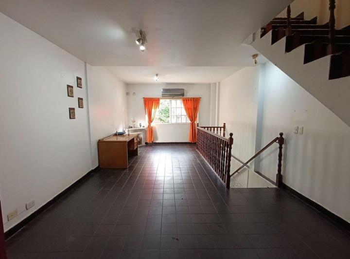 PH · 160m² · 6 Ambientes · 1 Cochera