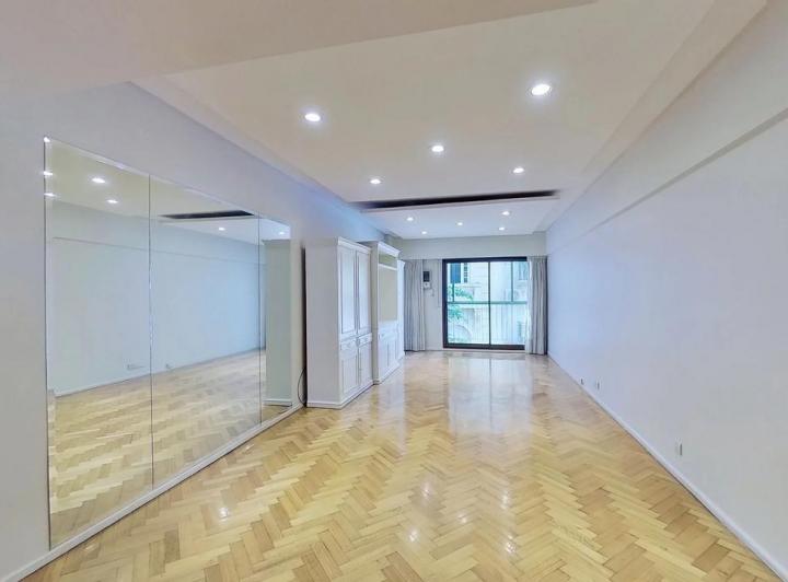 Departamento · 126m² · 5 Ambientes · 1 Cochera