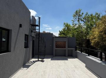 PH de 5 ambientes, Almagro · Excelente PH Tipo Casa con Entrada Independiente – Totalmente Reciclado a Nuevo – Almagro