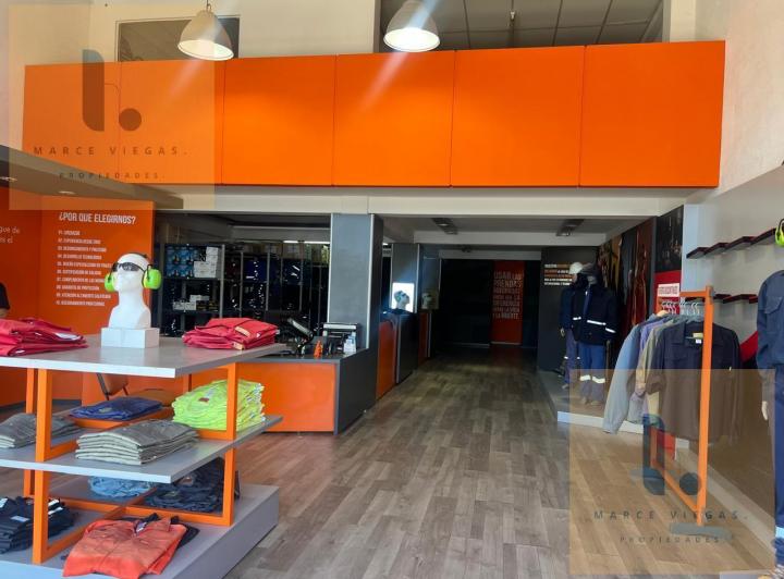 Local comercial · 600m² · 8 Ambientes