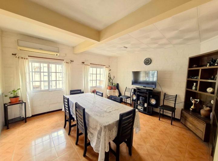 Casa · 176m² · 7 Ambientes
