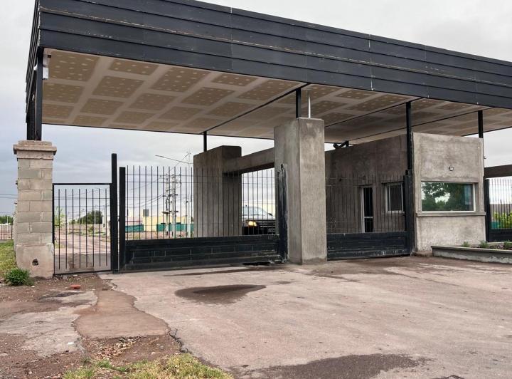 Terreno · 300m²