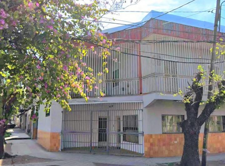 Casa · 300m² · 6 Ambientes