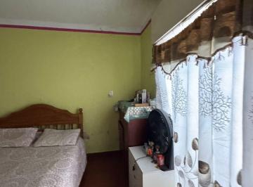imagen1 · Se Vende Casa Sobre Lote de 500 m² en Parque Avellaneda