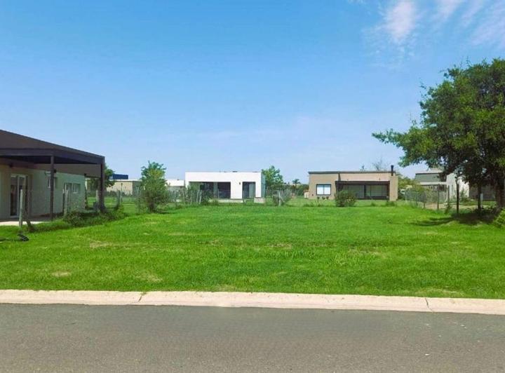 Terreno · 609m²