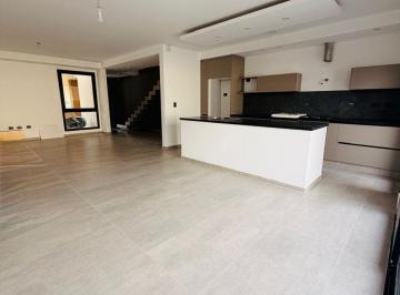 Casa · 180m² · 3 Dormitorios · 1 Cochera · Venta Casa en Claros Village - Claros del Bosque