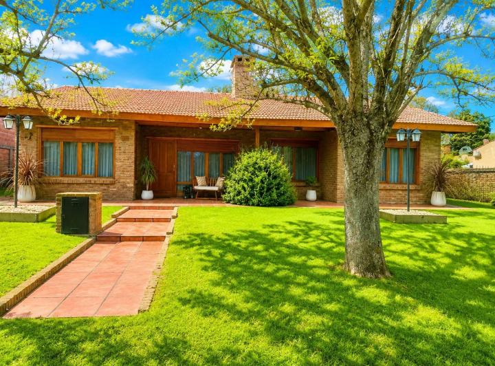 Casa · 140m² · 4 Ambientes