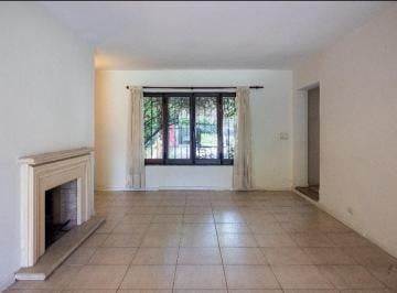 Casa · 285m² · 5 Ambientes · 1 Cochera · Chalet en Alquiler 6 Ambientes La Horqueta San Isidro