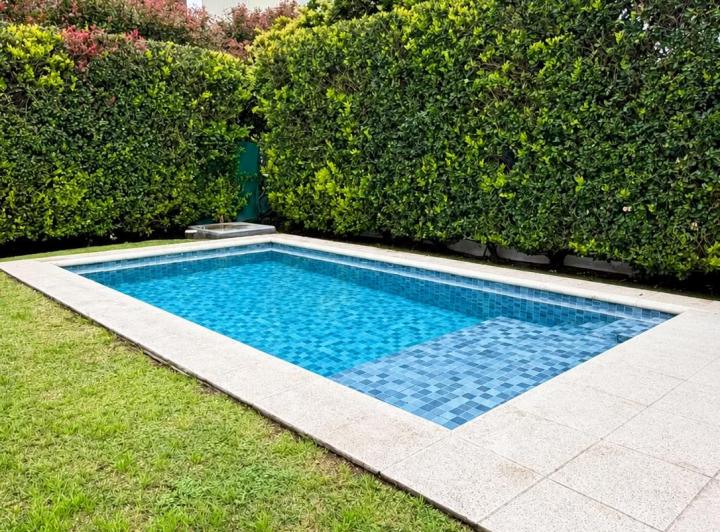 Casa · 300m² · 10 Ambientes · 3 Cocheras