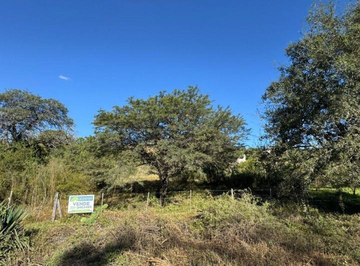 Terreno · 958m²