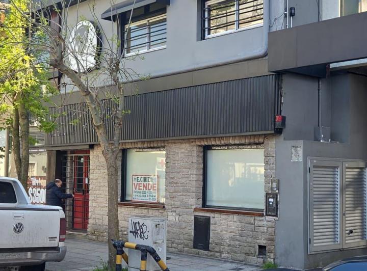 Local comercial · 275m² · 4 Ambientes