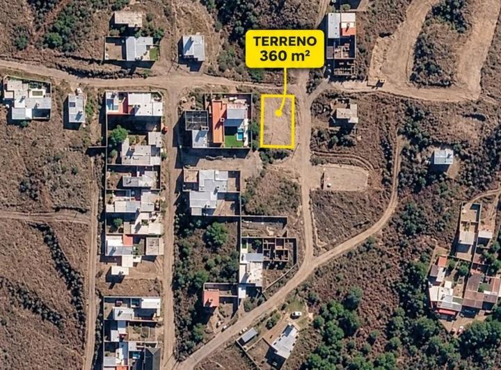 Terreno · 360m²