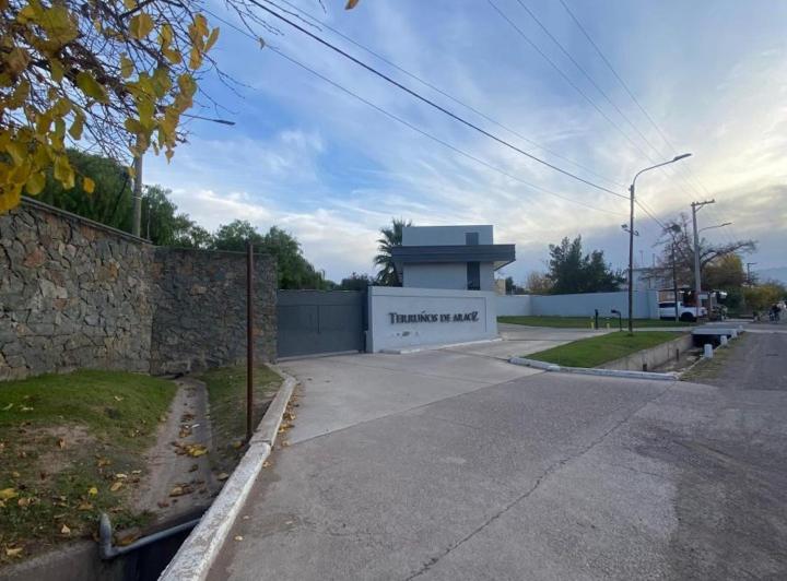 Terreno · 1026m²