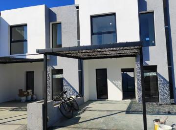 Foto · Alq. Duplex C/2 Dorm. B° Cerrado Las Toscas.