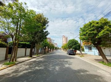 Departamento · 40m² · 2 Ambientes · 1 Cochera · Departamento de 2 Ambientes a m del Mar y Calle Peatonal