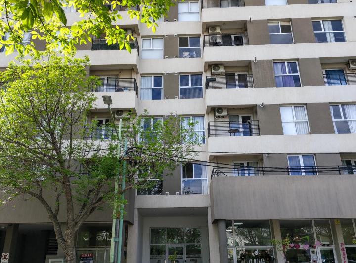 Departamento · 50m² · 2 Ambientes · 1 Cochera