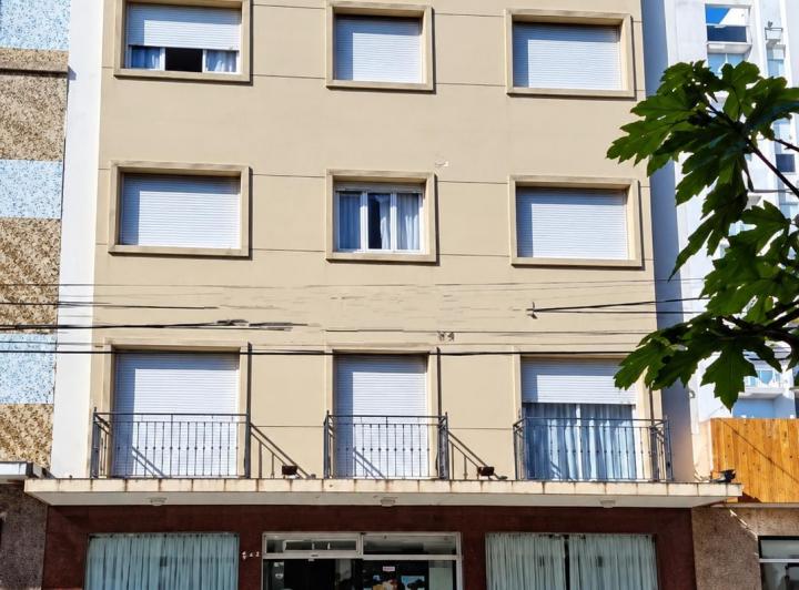 Hotel · 1500m²