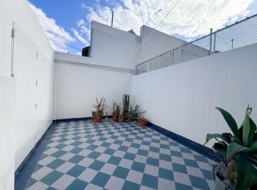 Casa · 75m² · 4 Ambientes · Casa con Patio 90 m /4 Amb /apto Crédito