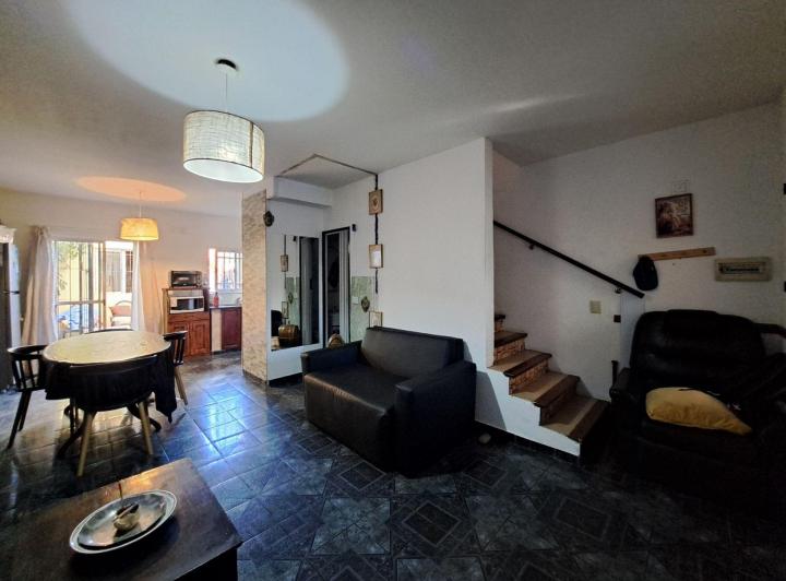 Casa · 100m² · 5 Ambientes