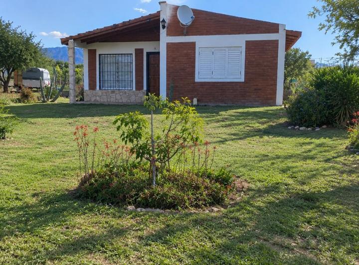 Casa · 150m² · 2 Dormitorios · 1 Cochera