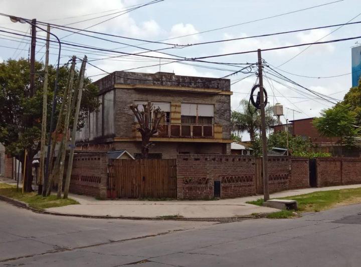 Casa · 215m² · 5 Ambientes