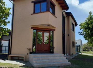 Casa de 7 ambientes, Malagueño · Vendo Casa Esquina en Tejas del Sur 3, 3 Dorm, 4 Baños a Estrenar!