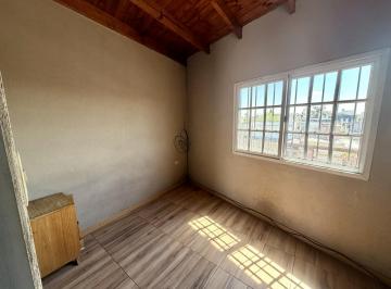 PH · 1 Ambiente · Alquiler de PH Dos Ambientes con Terraza Propia