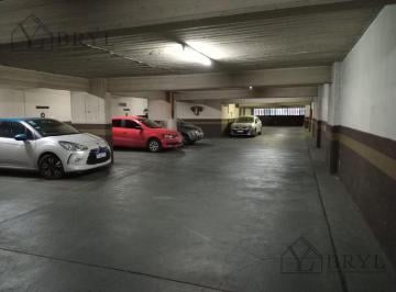 Garage · 12m² · Alquiler Cochera en Microcentro Fija, Cubierta, Ascensor - Sin Expensas