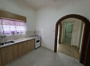 Casa · 57m² · 3 Ambientes · Casa Venta a Refaccionar