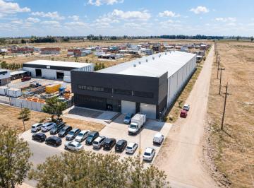 Bodega-Galpón · 3065m² · 4 Ambientes · Nave Industrial en Alquiler - Capitan Bermudez