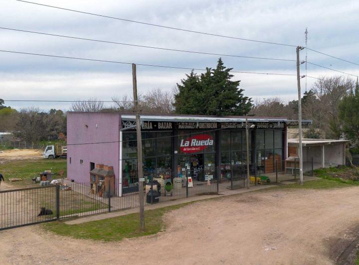 Local comercial · 310m²