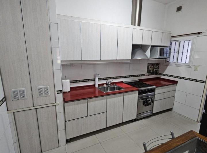 Casa · 156m² · 6 Ambientes · 1 Cochera