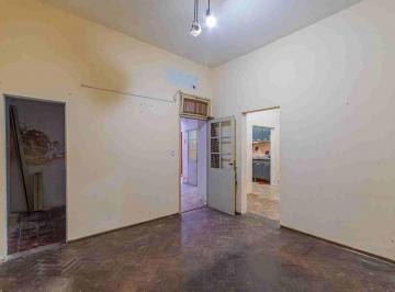 PH · 104m² · 7 Ambientes · Pasillo en Venta a Reciclar Italia y 3 de Febrero