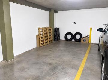 Garage · 12m² · 3 Ambientes · 1 Cochera · Cochera en Alquiler - Zona Monumento