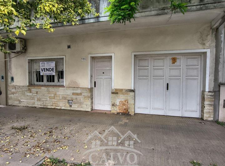 Casa · 176m² · 5 Ambientes · 1 Cochera