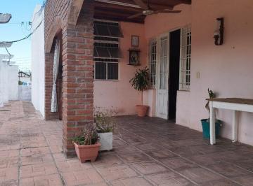 Casa · 2300m² · 4 Ambientes · Casa Antigua en Villa Zorraquín - Juan Manuel de Rosas, Villa Zorraquin, Concordia