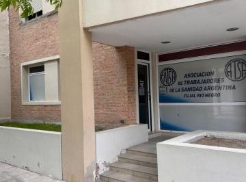 Local comercial de 3 ambientes, Cipolletti · Local Comercial Apto Profesional en El Centro de Cipolletti