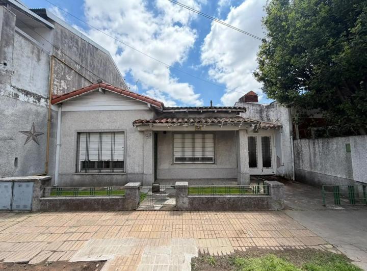 Casa · 165m² · 6 Ambientes