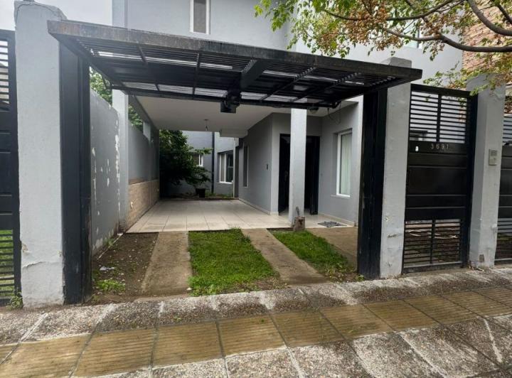 Casa · 148m² · 5 Ambientes · 1 Cochera