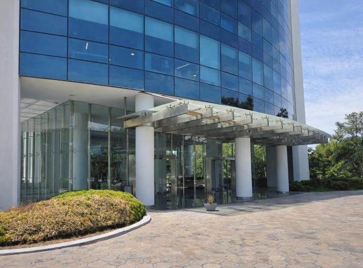 Oficina comercial · 224m² · 1 Ambiente · 3 Cocheras