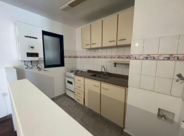Departamento · 45m² · 3 Ambientes · Departamento en Alquiler Nueva Cordoba. Balcon a Corazon de Manzana!