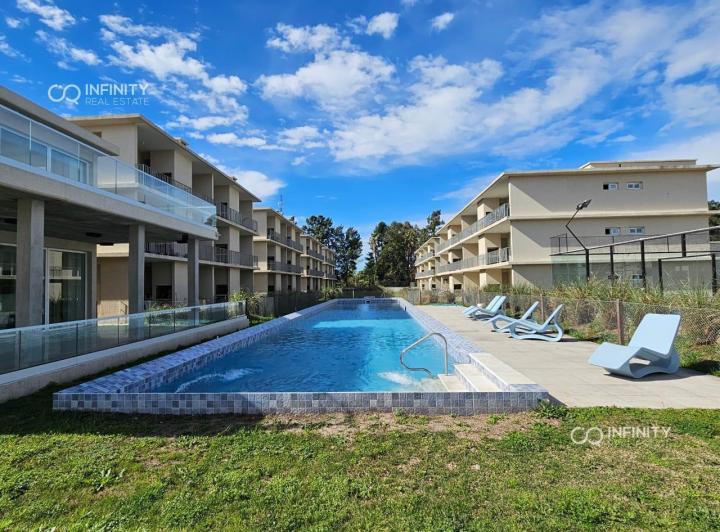 Casa · 80m² · 3 Ambientes · 1 Cochera
