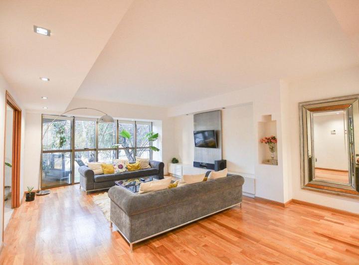 Departamento · 133m² · 5 Ambientes · 1 Cochera