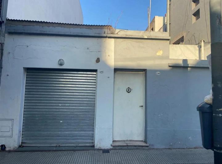 Casa · 90m² · 5 Ambientes · 1 Cochera
