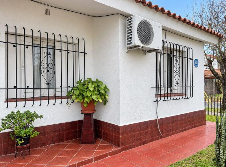 Casa · 145m² · 3 Ambientes · 1 Cochera
