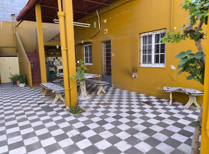 Casa · 198m² · 4 Ambientes · 2 Cocheras