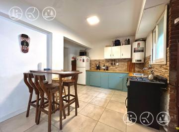 PH · 160m² · 5 Ambientes · Venta | PH Reciclado con Patio | Propiedad en Block | Chauvin